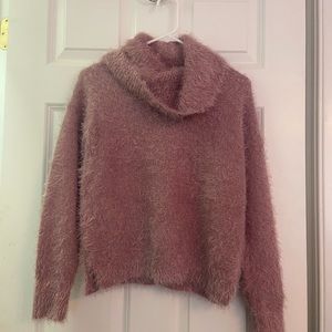 Mauve fluzzy sweater